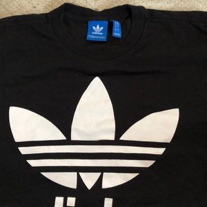 Women’s adidas shirt